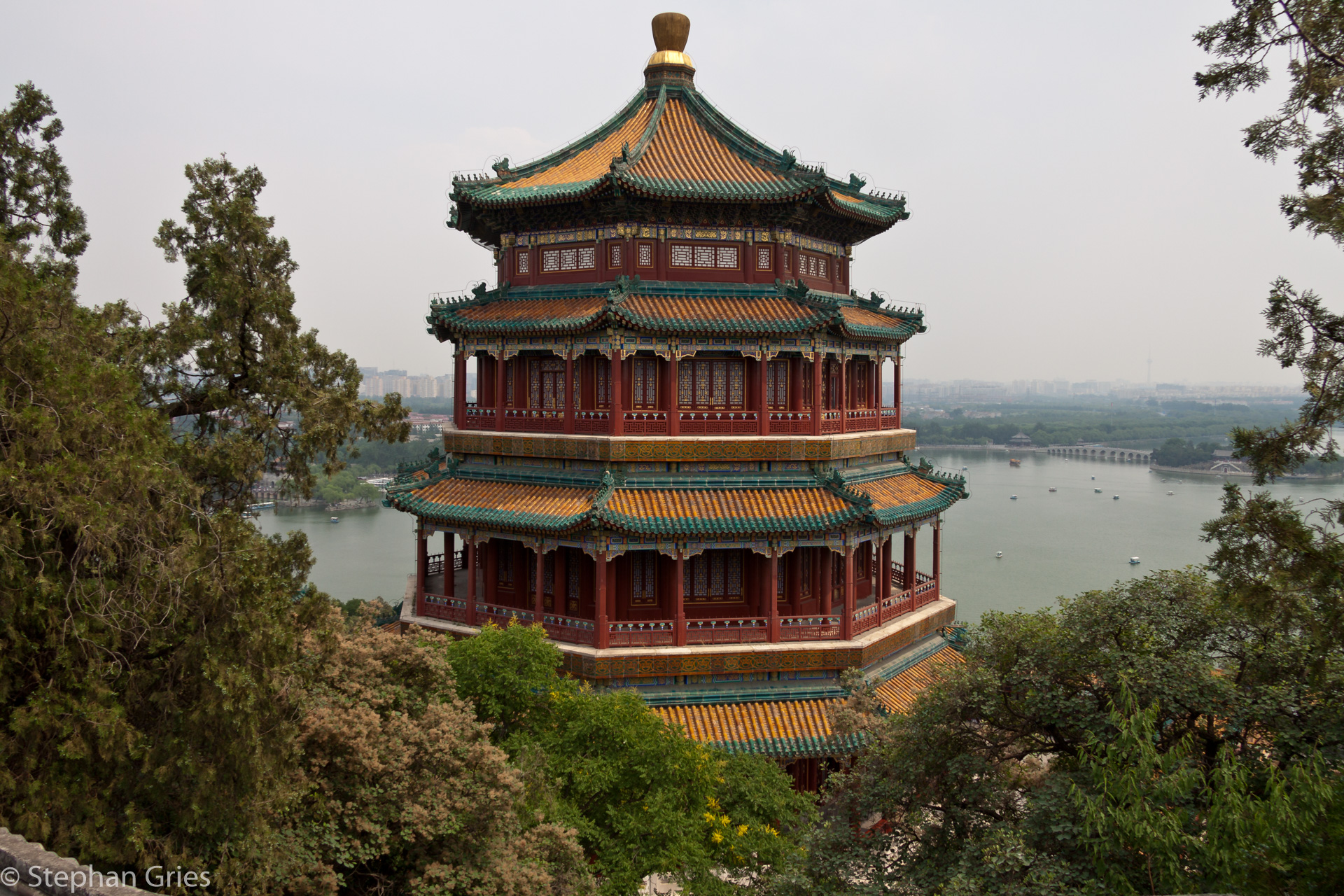- Pavillon des Wohlgeruchs Buddhas
