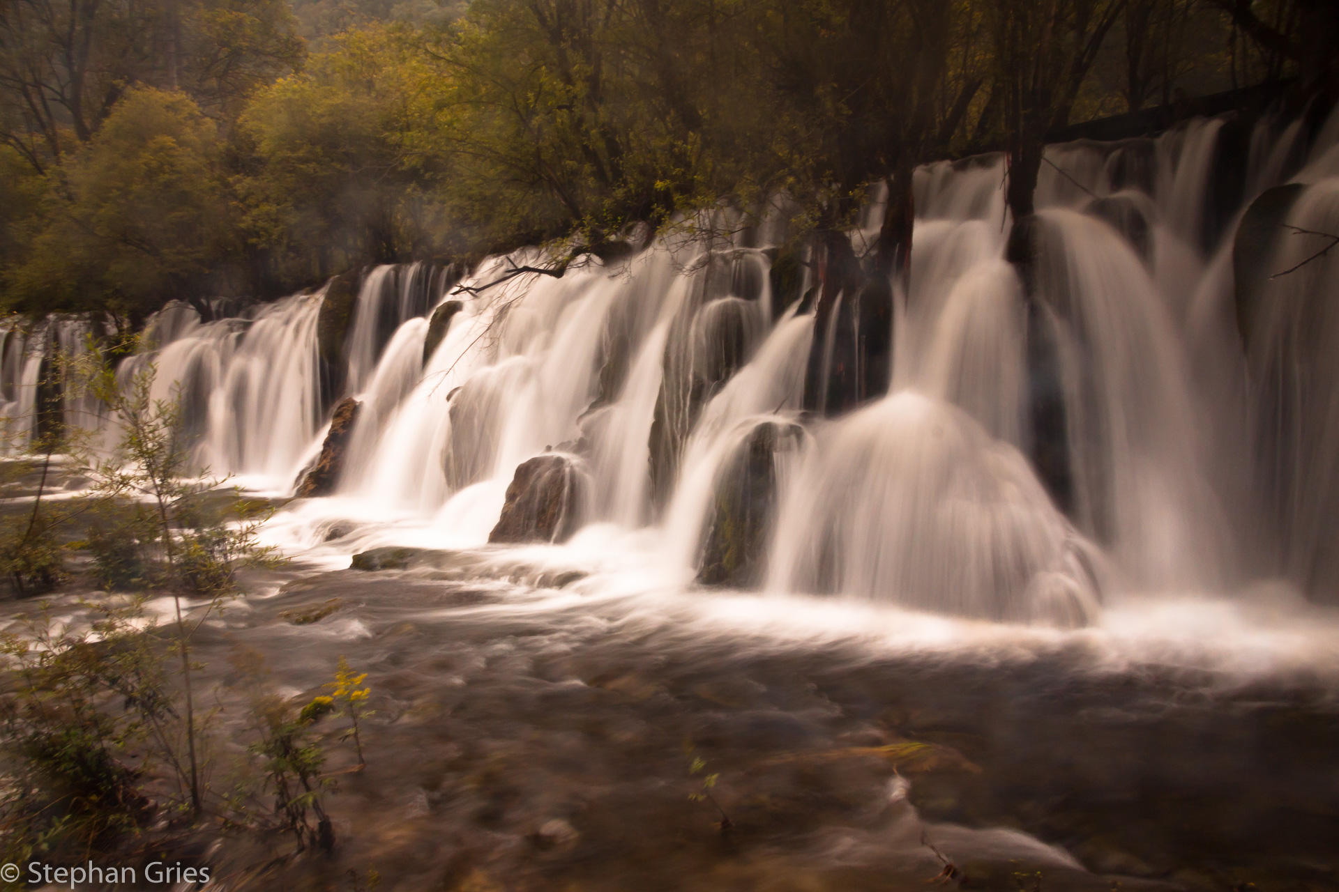 Und das Entscheidende, es hält sich JEDER daran.