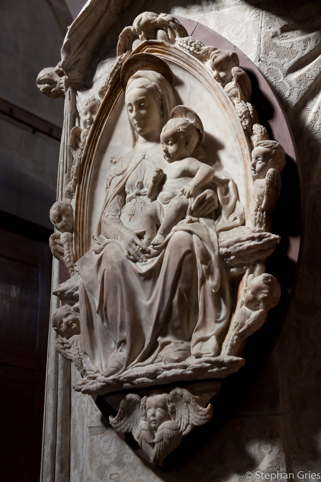 Das Innere der Kirche. Seeehr sehenswert.